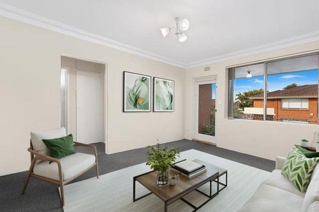 4/16 Oswald Street, NSW 2194