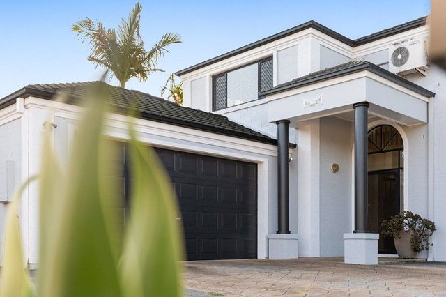 12 Holborn Court, QLD 4161