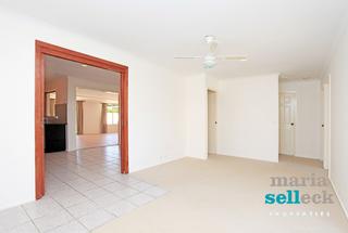 Foyer/Lounge Room