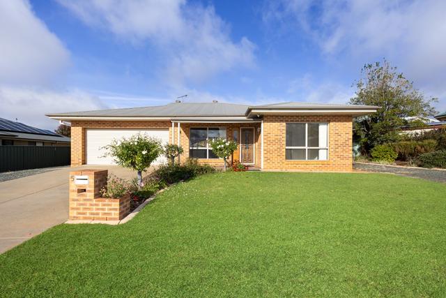 5 Kavanagh Circuit, NSW 2666