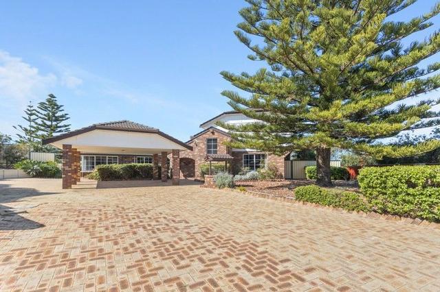 8 Castle Court, WA 6025