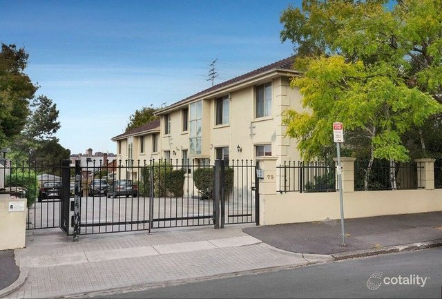 2/75 McCracken Street, VIC 3031