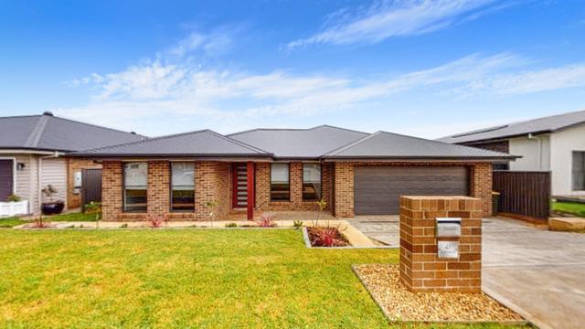 41 Azure Avenue, NSW 2830