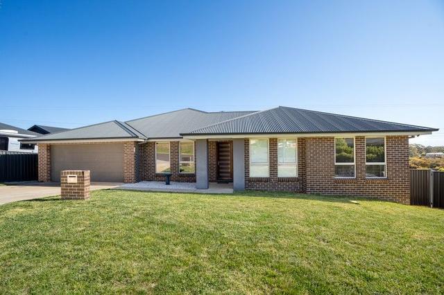 25 Camellia  Place, NSW 2800