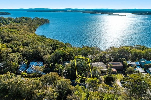 57 Lakes Boulevard, NSW 2464