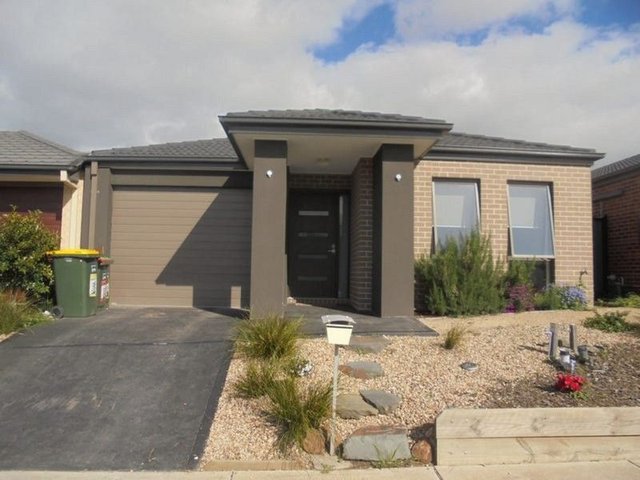 97 Moor Park Drive, VIC 3064