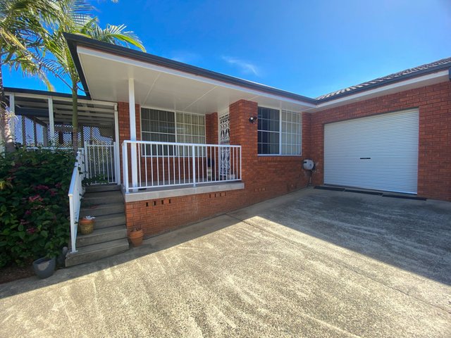 2/57 Perry Drive, NSW 2450
