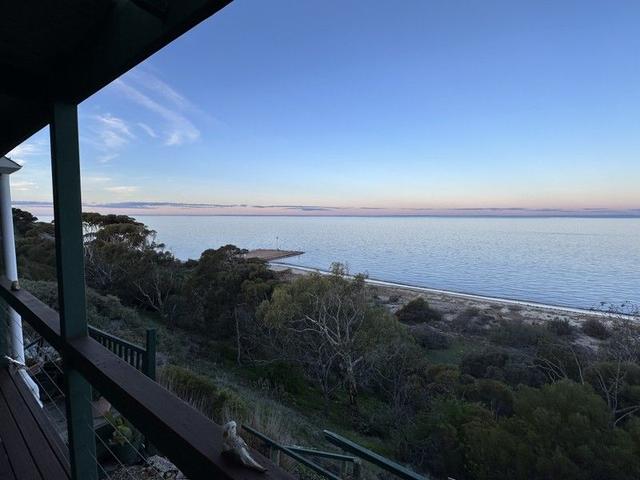 85 Main Coast Rd, SA 5571