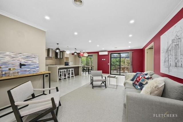 8 Rattray Court, VIC 3350
