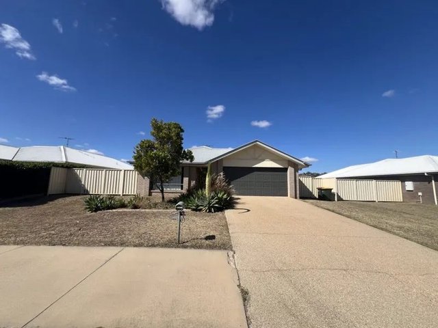 37 Lakeside Drive, QLD 4720