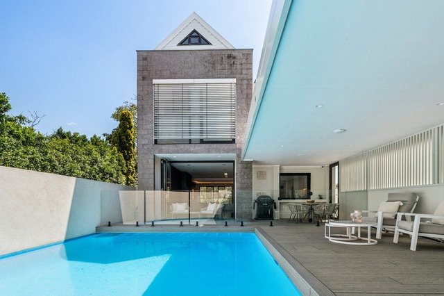 21 Russell Avenue, NSW 2219