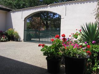 entry to carport