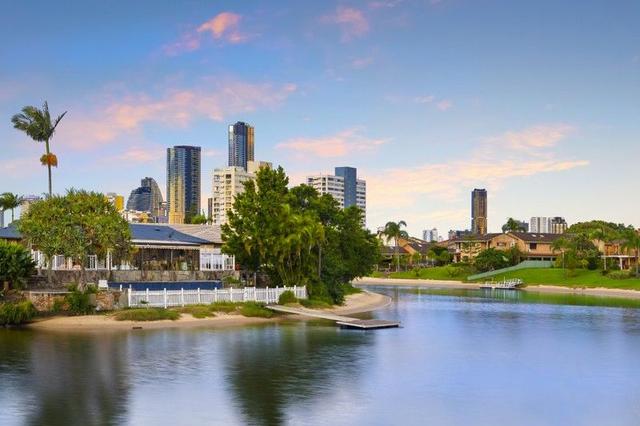 12 Reef  Court, QLD 4218