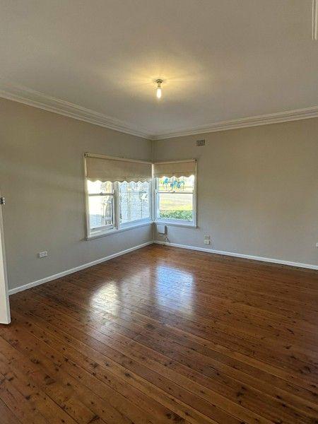 37 Lindesay Street, NSW 2560