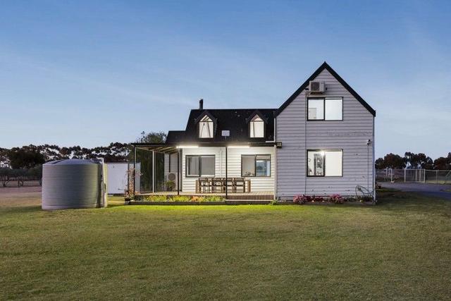 110 Malcolm Road, VIC 3211