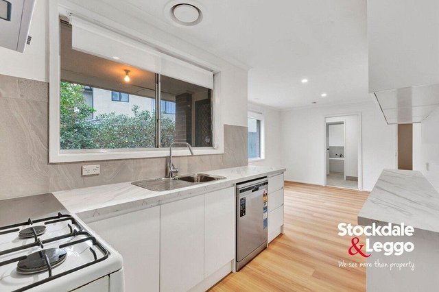 13 Heywood Crescent, VIC 3047