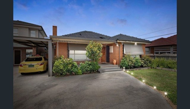 1/30 Prince Andrew Avenue, VIC 3075