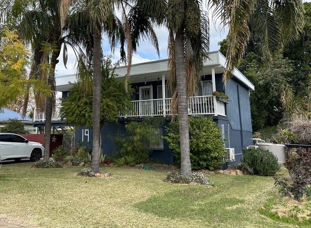 19 Milson St, NSW 2824