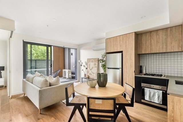 207/466 Lygon Street, VIC 3057
