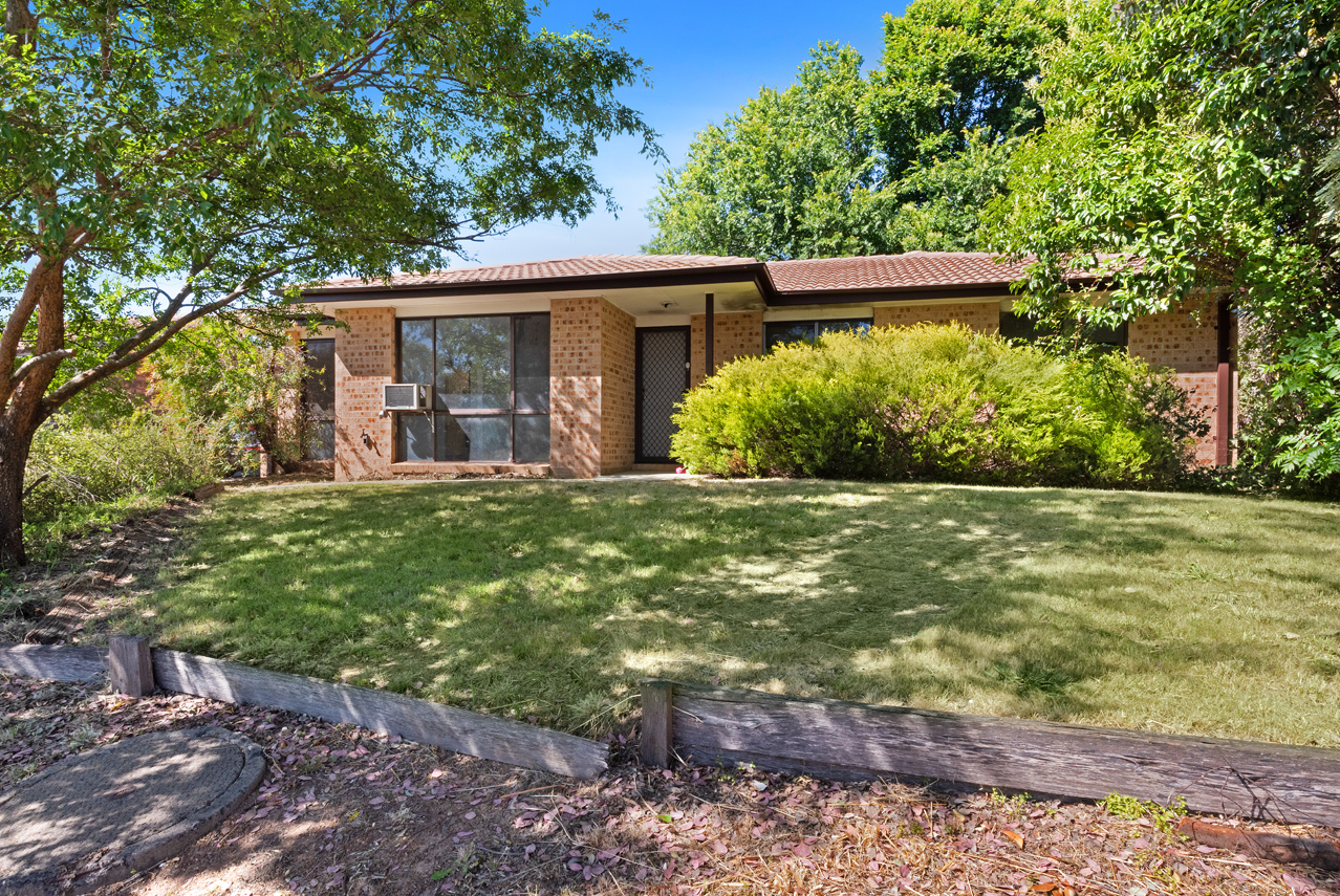 6 Benson Crescent, Calwell ACT 2905 Allhomes