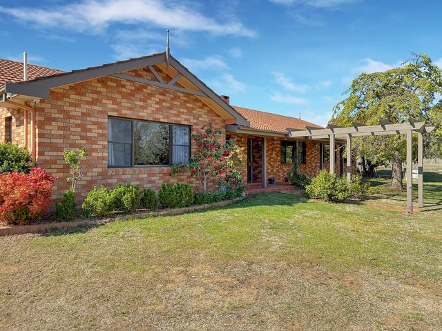 16 Alira Lane, NSW 2630