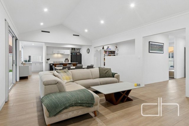 11A Sefton Place, WA 6065