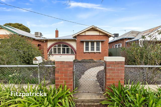 12 Darlow Street, NSW 2650