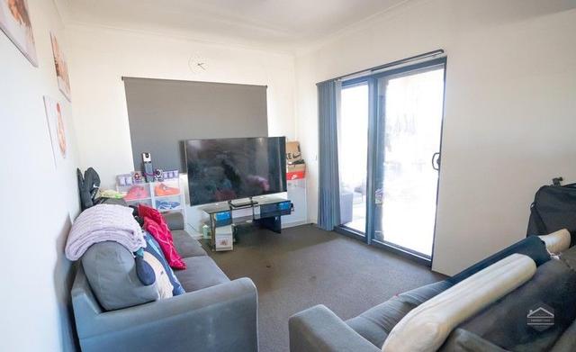 9/8 Beacon Close, WA 6722