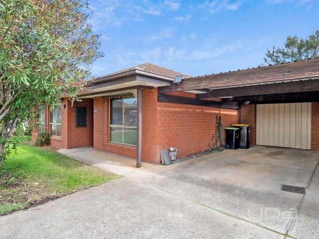 2/14 Creek Street, VIC 3338