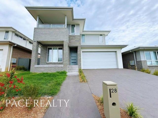 28 Frampton Drive, NSW 2560