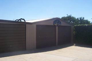 3 garages