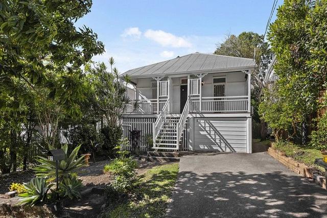 32 Caroline Street, QLD 4103