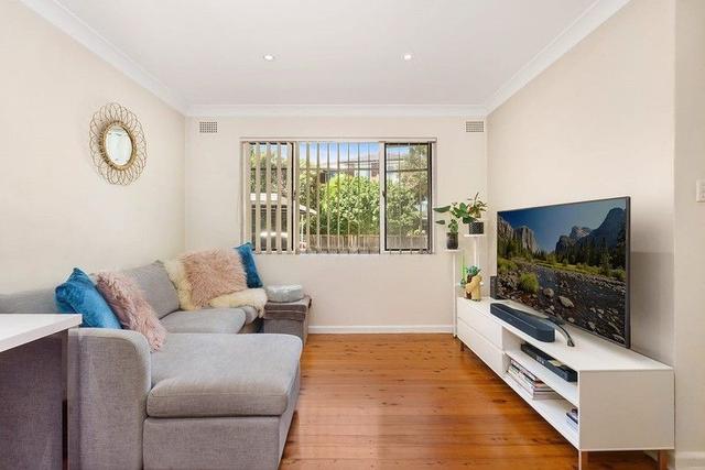 2/11 Rocklands Road, NSW 2065