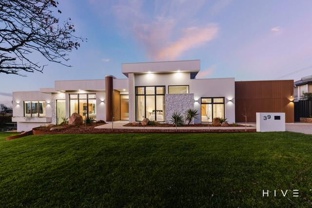 9 Hartog Street, ACT 2603