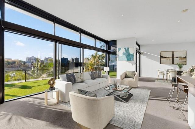 107/10 Pidgeon  Close, QLD 4101