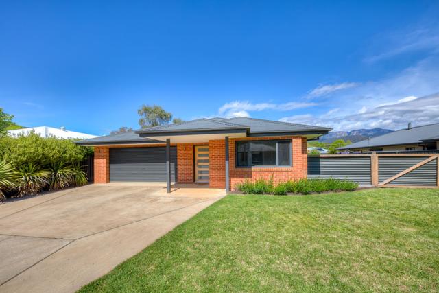 7 Monash Drive, VIC 3740