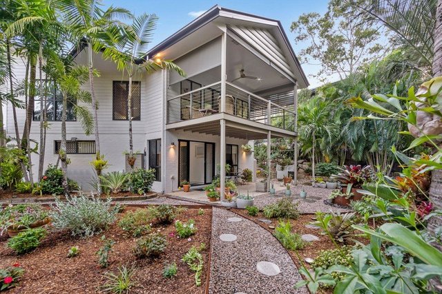 3 Honeybee Place, QLD 4055