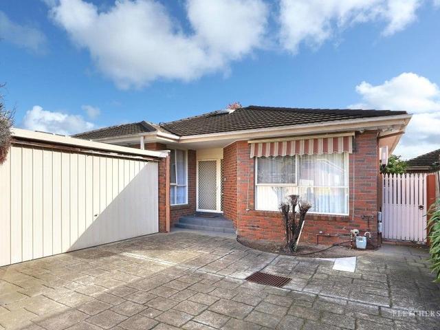 2/11 Mavho Street, VIC 3204