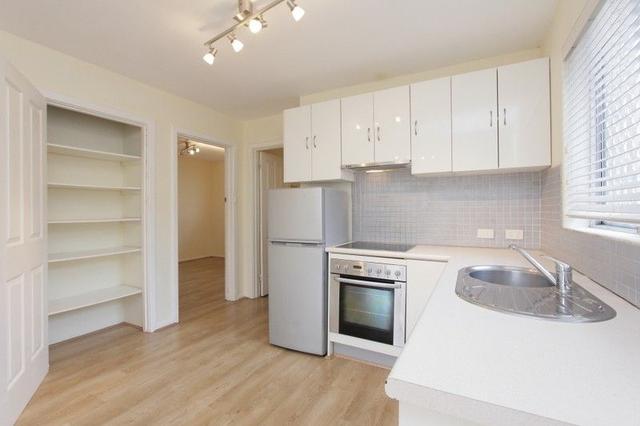 1/140 Normanby, WA 6052