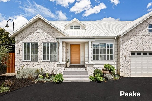 2/34 Peel Street, VIC 3806