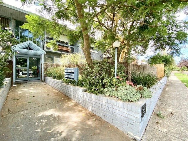 12/7-9 Albert Street, VIC 3161