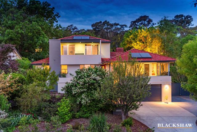 51 Curlewis Crescent, ACT 2605