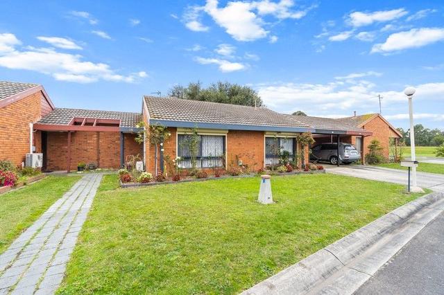 16 Cove Place, VIC 3840