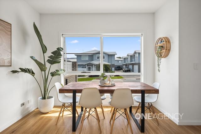 1/21 Banjo Street, NSW 2527