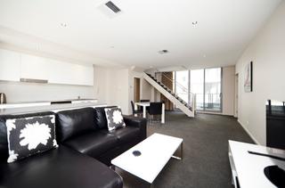 Living Room (2011-05-26)