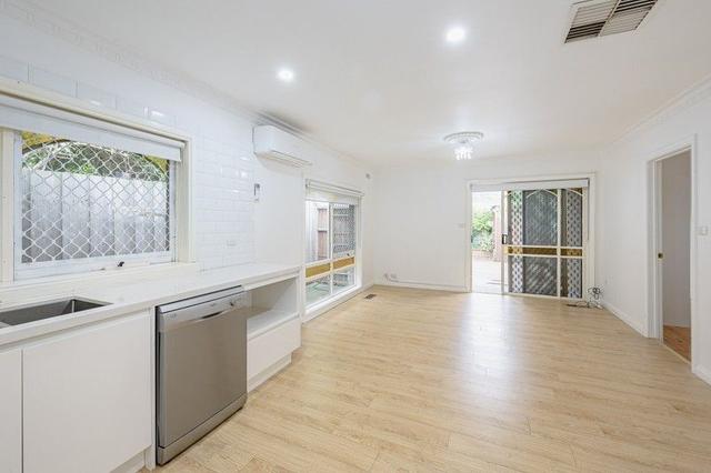 90 Whitby Street, VIC 3055
