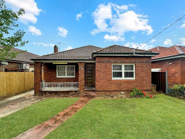 77 Mount Lewis Ave, NSW 2196