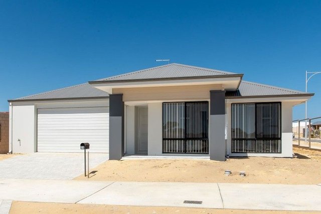 72 Capilano Avenue, WA 6035