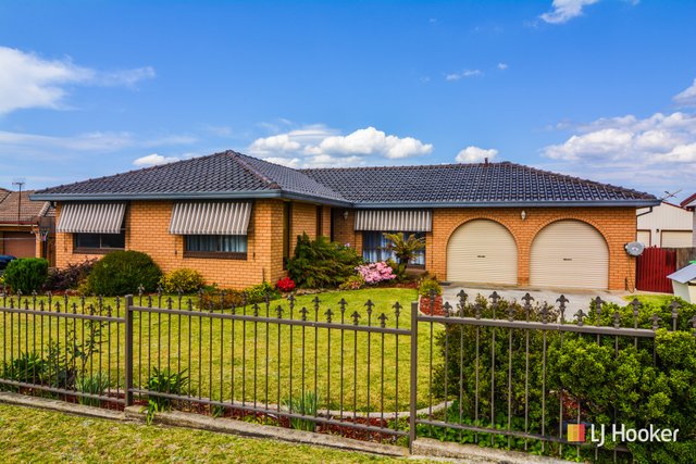 38 Commens Street, NSW 2845