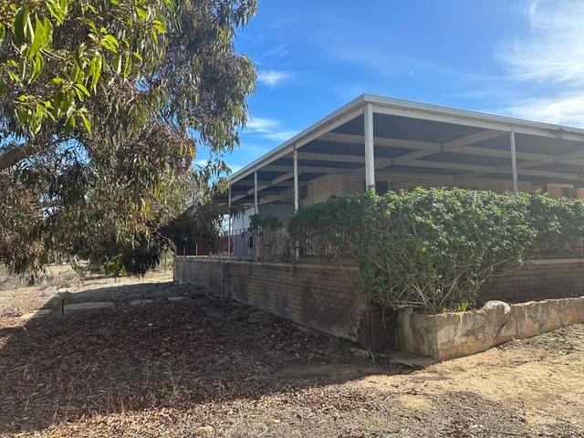 Level Lot/4 Great Southern  Highway, WA 6315